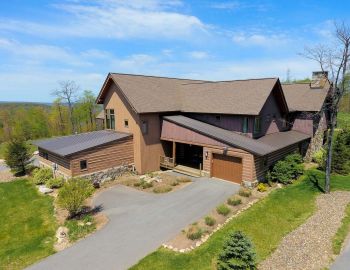 Between The Timbers Home at Deep Creek Lake