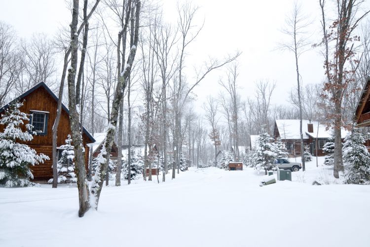 Snow at Deep Creek Lake