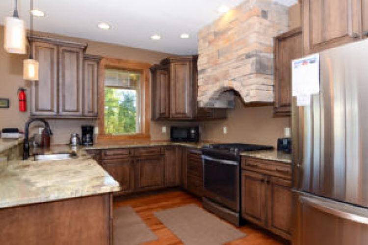 Kitchen in Wispy Rebellion