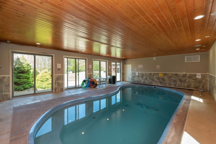 Castle at the Lake Indoor Pool Deep Creek Lake