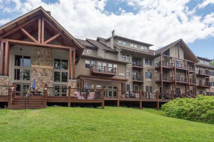 Lake Front Hotel at Deep Creek Lake