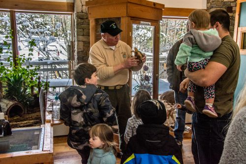 Kids at Deep Creek Lake Discovery Center