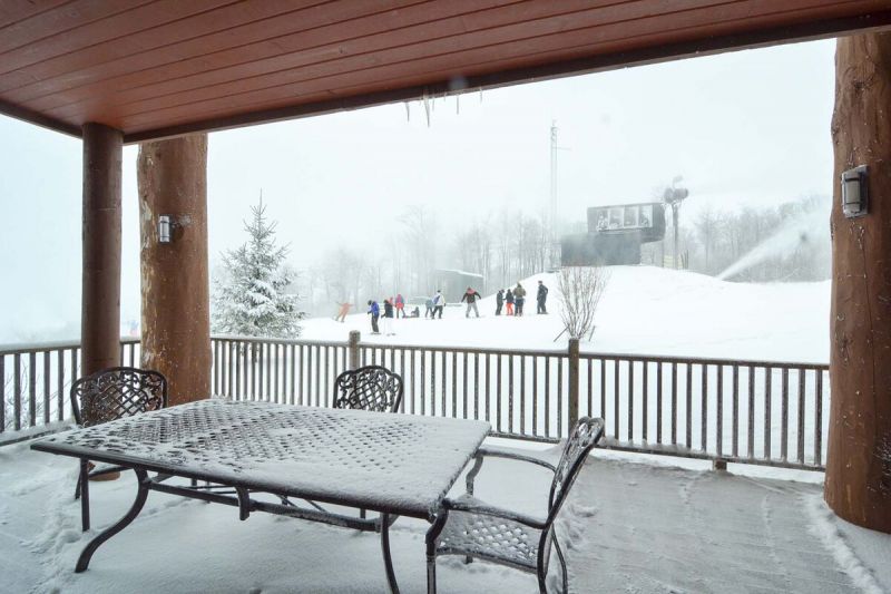 Wispering Timbers Porch Wispering Timbers Porch at Deep Creek Lake